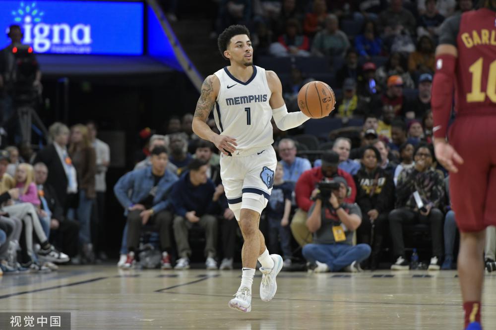 它不仅展现 它不仅展现